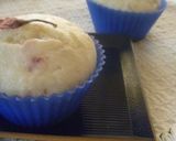 A picture of step 7 of Cream Cheese Yogurt Muffins.