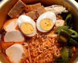 รูปขั้นตอนการทำที่ 1 ของ มาม่าเกาหลีหม้อไฟ