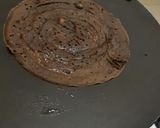 A picture of step 3 of Chocolate crepe cake.