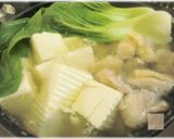 A picture of step 2 of Gingery Chicken and Tofu Hot Pot.