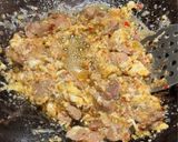 Gambar langkah 3 resipi Nasi Goreng Daging.