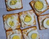 A picture of step 2 of Cheese Crackers Canapés.