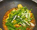 A picture of step 4 of Stir-Fried Soft Tofu with Minced Pork and Chili Paste (Tofu Recipe Ep 16).