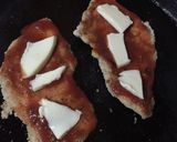 Foto del paso 3 de la receta: Milanesa de pollo caseras (napolitana)
