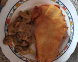 Foto del paso 5 de la receta: Pechuga de pollo rellena de jamón dulce y champiñones salteados