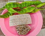 Foto langkah ke 1 dari resep Oseng Pare Pete.