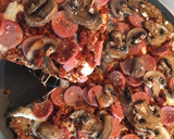 Foto del paso 8 de la receta: Pizza 🍕 baja en grasa (para el antojo) Masa de coliflor y avena