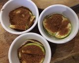 A picture of step 2 of Apple crumble.