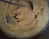 Gambar langkah 4 resipi Roti kentang kastard.