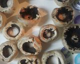 A picture of step 2 of Stuffed Mushrooms.