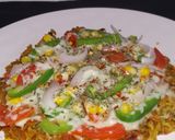 A picture of step 4 of Maggi pizza.