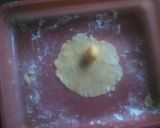 Foto langkah ke 5 dari resep Bakpia kotak isi ubi oranye.