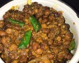 A picture of step 5 of Masala chanye.