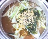 A picture of step 3 of Wakame Soup with the Soaking Liquid of Dried Maitake.