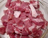 A picture of step 1 of Sour Pork Roast Made with Black Vinegar.