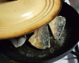 A picture of step 2 of Easy Curry Teriyaki Mackerel.