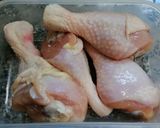 รูปขั้นตอนการทำที่ 1 ของ น่องไก่อมยิ้ม (Chicken Lollipop)