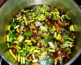 A picture of step 2 of Mike's Spicy House Noodles.