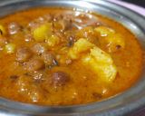 आलू चना ग्रेवी वाली सब्जी(aloo chana gravy wali sabzi recipe in hindi) रेसिपी चरण 4 फोटो