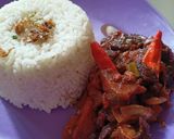 Foto langkah ke 5 dari resep Krengsengan Daging, Pentol Bakso Pedas Manis Sederhana.