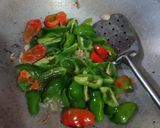 Foto langkah ke 3 dari resep Goreng Cabe Gendot.