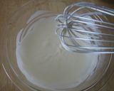 A picture of step 2 of Strawberry and Cream Cheese Ice Cream.