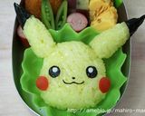 A picture of step 10 of Pokemon Character Bento - Pikachu Onigiri.