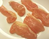 A picture of step 3 of Chicken Breast Meat Coated in Shredded Kombu.
