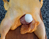 Foto del paso 3 de la receta: Pularda deshuesada rellena