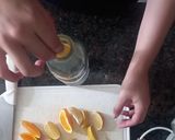 Foto del paso 2 de la receta: Agua con frutas, simple!!