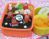 A picture of step 7 of Red Sausage Aliens for Bento.