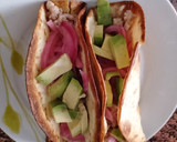 Foto del paso 3 de la receta: Taco de pollo y aguacate🐔🌮🥑