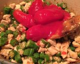 A picture of step 5 of Chicken With Okra.