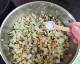 Foto del paso 4 de la receta: Pencas de acelgas rehogadas con guanciale para guarnición