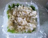 A picture of step 9 of Yakiniku Onigiri Sandwich.
