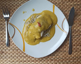 Foto del paso 1 de la receta: Medallones de merluza con gulas en salsa pil pil