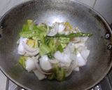 चिकन चिली (chicken chilli recipe in marathi) रेसिपी स्टेप 3 फोटो 