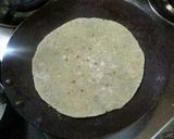 A picture of step 2 of Bajara roti.