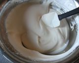 A picture of step 5 of Fluffy and Moist Roll Cake.