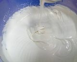 Foto langkah ke 3 dari resep Bolu Kukus Semangka Mekrok No BP & Soda Praktis Kocok All In 1.