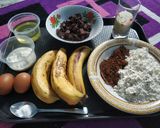 Foto langkah ke 1 dari resep Chocolate banana bread.