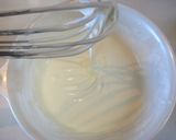 A picture of step 5 of Light Mousse Cake with Peach.
