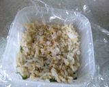 A picture of step 6 of Yakiniku Onigiri Sandwich.