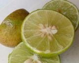 Foto langkah ke 1 dari resep Mangga x jeruk nipis smoothies #pejuangdapur #pedulikankerpayudara.