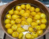 عکس مرحله 6 از دستور کمپوت گلابی زعفرانی🍐