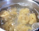 Foto del paso 4 de la receta: Ragù Bianco di Salsicce e Tagliatelle
