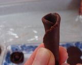 A picture of step 10 of Decorative Chocolate Roses.