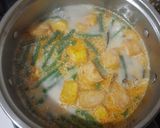 Foto langkah ke 4 dari resep Sayur Santan Kacang Panjang Tahu.