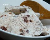 A picture of step 4 of Easy Ogura (Adzuki Bean Paste) Ice Cream.