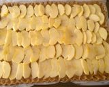 Foto del paso 9 de la receta: Tarta de manzana con base crujiente {sin azúcar} 🍏